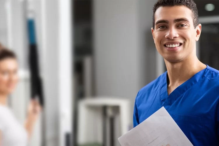 بازار کار شغل کاردرمانی | بررسی مزایا و معایب آینده شغلی کاردرمانی