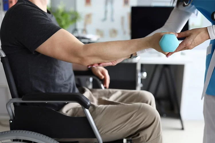 تاثیر مداخلات کاردرمانی | آیا کاردرمانی در بهبود بیماری تاثیرگذار است؟