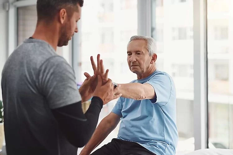 حیطه های مختلف کاردرمانی چیست؟ | کاردرمانی در چه حوزههایی فعالیت میکند؟